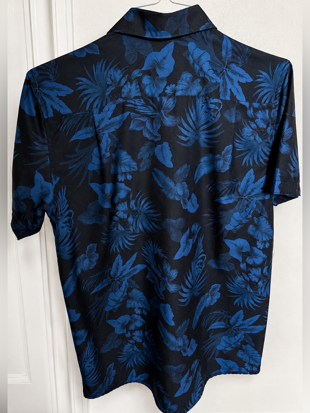 Ethanol NYC Men’s M Slim Fit Navy Blue Tropical Floral Hawaiian Shirt